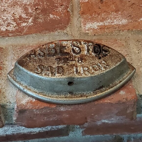 Antique iron doorstop cast iron Asbestos 72 B Iron - Picture 5 of 5